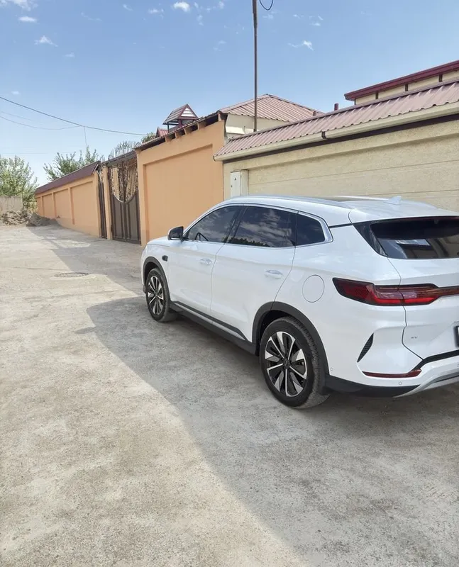 BYD CHEMPION SMART 605 EV sotiladi! Yurgan masofasi 13000 km! 3