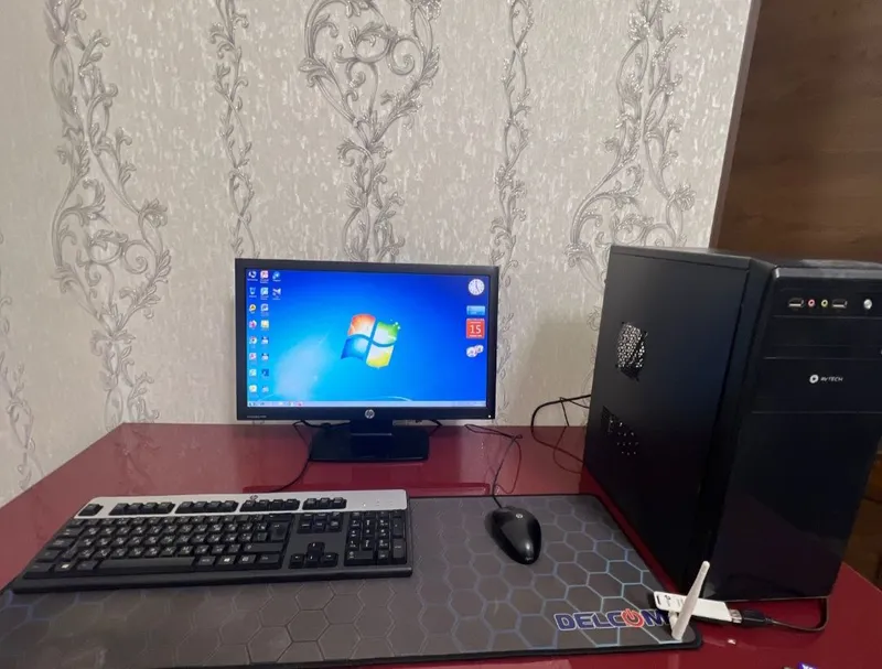 Уй компьютери Intel-i3 7100