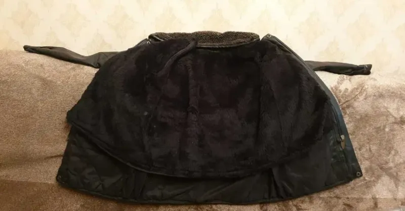 Продаётся куртка детская кожаная — фото 1