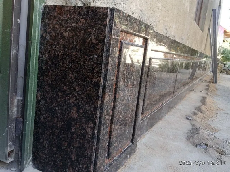 Sokl granit mramir tersh 7