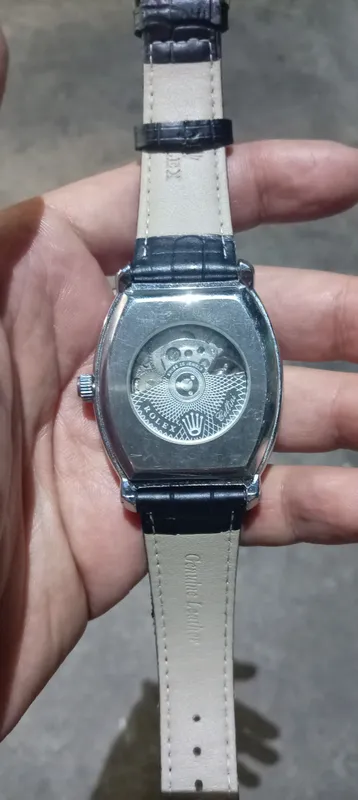 Часы Rolex самозавод продаются 3
