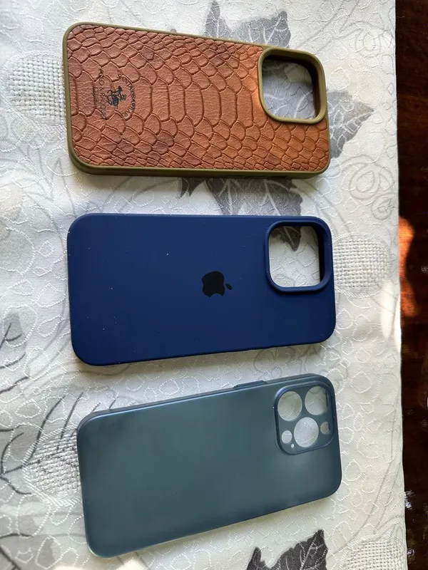 Огринал чехолар Iphone 13 pro га янги ишлатилмаган! 1