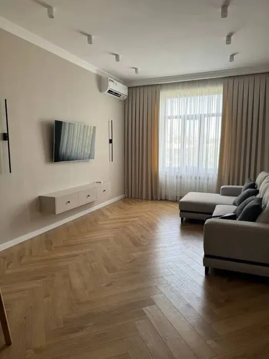 2-комн квартира, 91 м², 4/7 этаж, ЖК «Итальянский квартал»