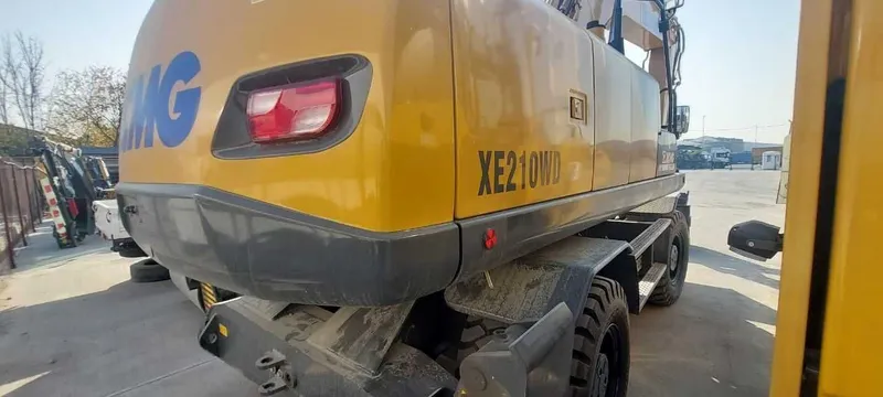 Экскаватор колесный XCMG XE210WD в (Ташкенте) 1 куб — фото 3 Экскаватор колесный XCMG XE210WD в (Ташкенте) 1 куб — фото 3