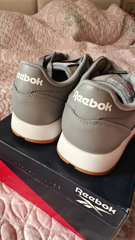Кроссовки Reebok Classic со Штатов с хорошей скидкой 2 Кроссовки Reebok Classic со Штатов с хорошей скидкой 2