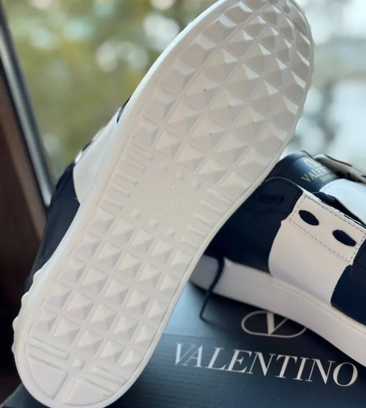 Продажа мужской обуви Valentino . 40-44 размеры — фото 2
