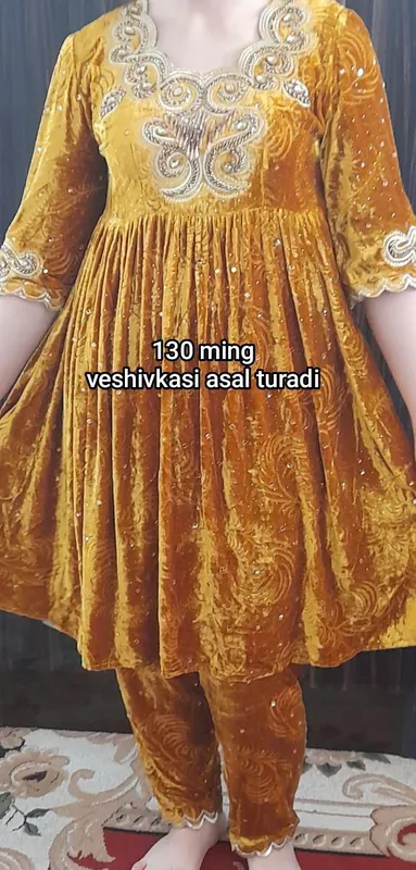kelinchaklar uchun milliy koʻylak.