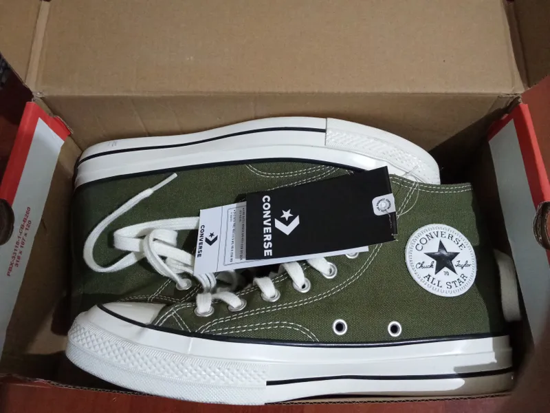 Converse Chuck Taylor, (Olive) Original 2 Converse Chuck Taylor, (Olive) Original 2
