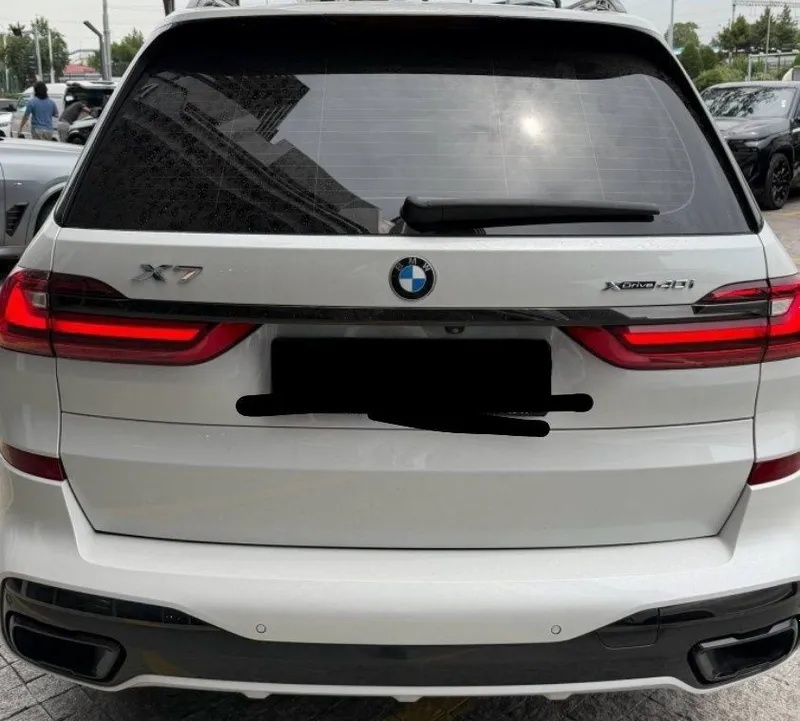 Bmw x7 xDrive40i — фото 4