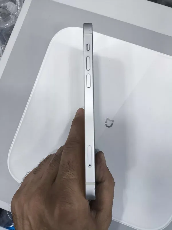 Iphone 12 64gb batareya 100% — фото 1