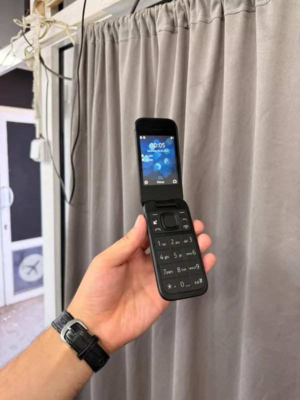 Nokia 2660 Flip идеальный 1 Nokia 2660 Flip идеальный 1