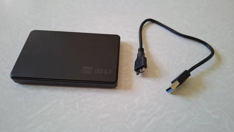Внешние накопитель на 1 tb — фото 1