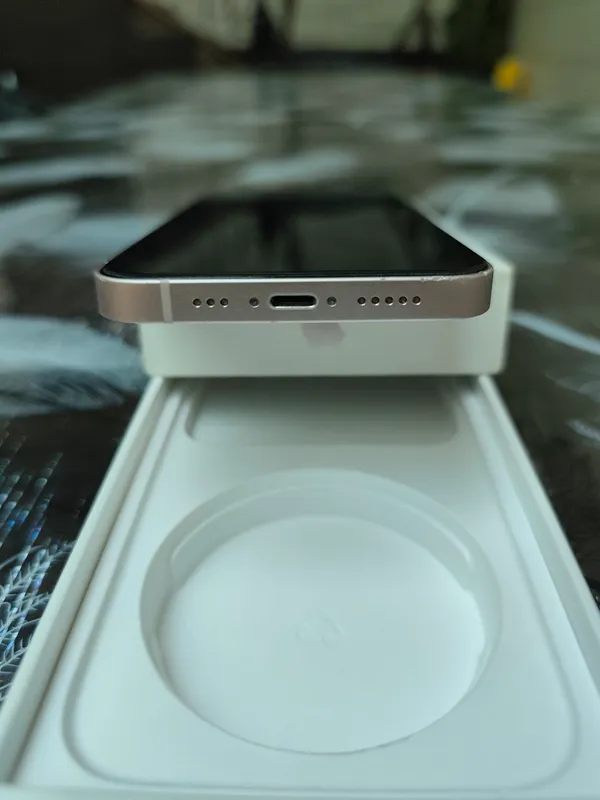 Iphone 13 в идеальном состоянии 5