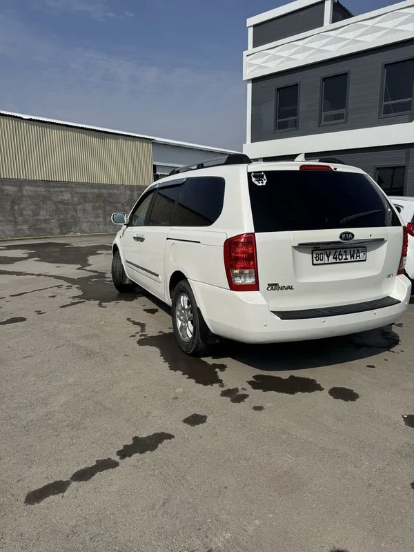 Kia carnival uzini 2008 zavod propan mator 2.7 — фото 3