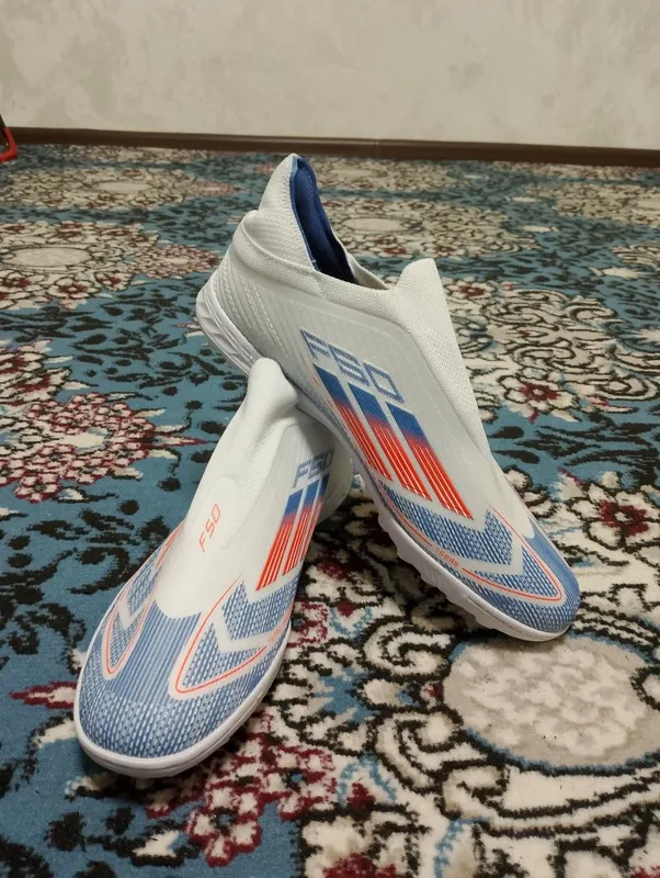 F50 sorokonojka yangi