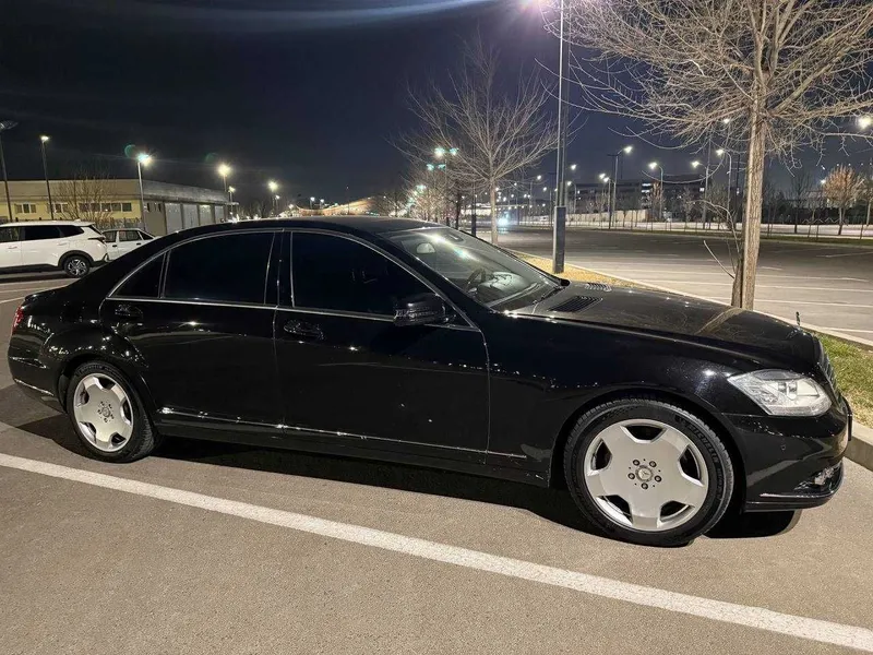 Mercedes Benz W221 S450 4Matic LONG