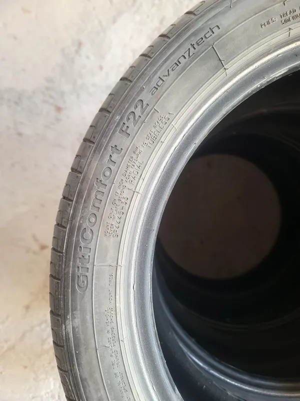 Продаются шины 205/50R17 5 Продаются шины 205/50R17 5