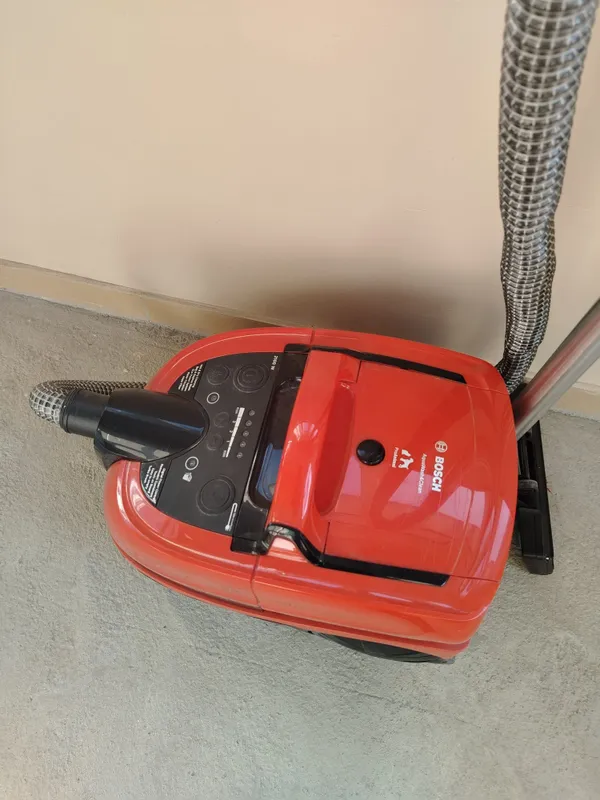 Bosch Pilisos Sotiladi Ishlashi Zor 1 Bosch Pilisos Sotiladi Ishlashi Zor 1