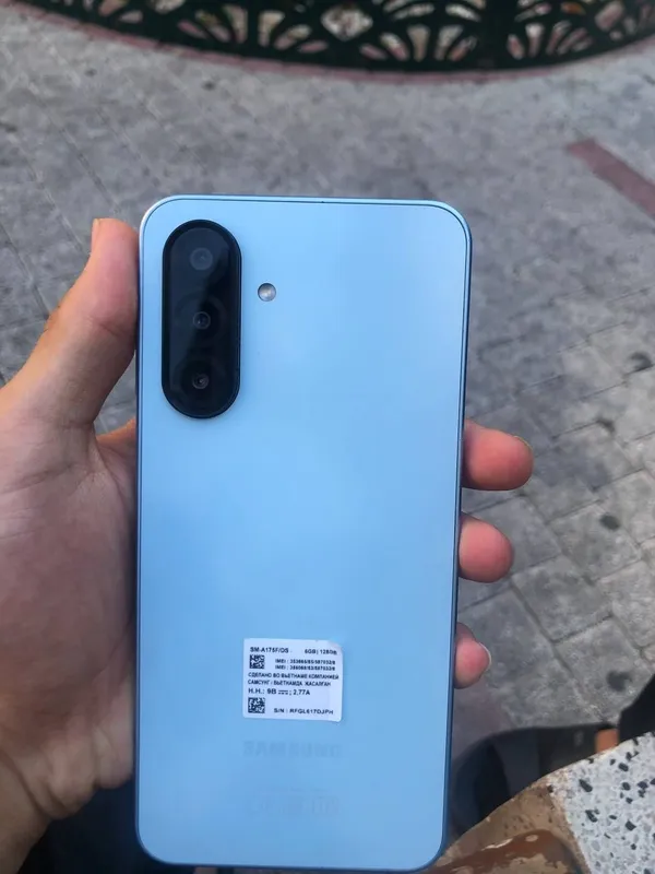 samsung A17 6/128 6