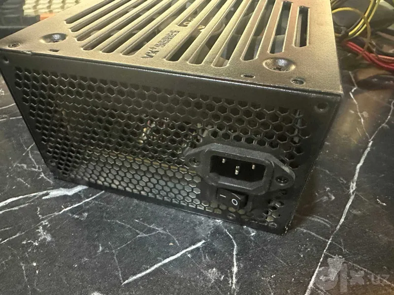 Блоки питания AeroCool VX PLUS 500W 3 Блоки питания AeroCool VX PLUS 500W 3