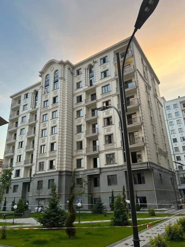 3-комнатная квартира в ЖК «Мухташам» (элитный закрытый комплекс), Юнусабадский район