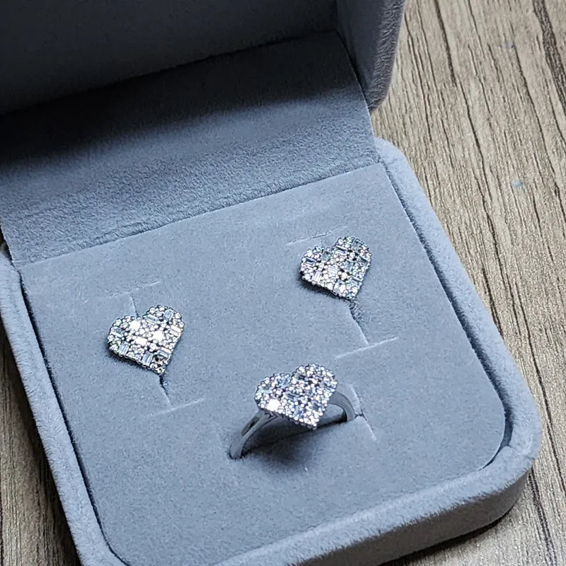 Серебряный комплект 3 Серебряный комплект 3