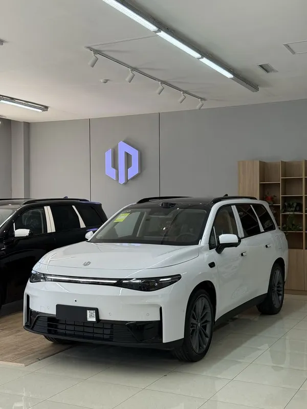 Leapmotor C16 280Km Gibrid 3Йил Гарантия!!! Счет справкада!!!
