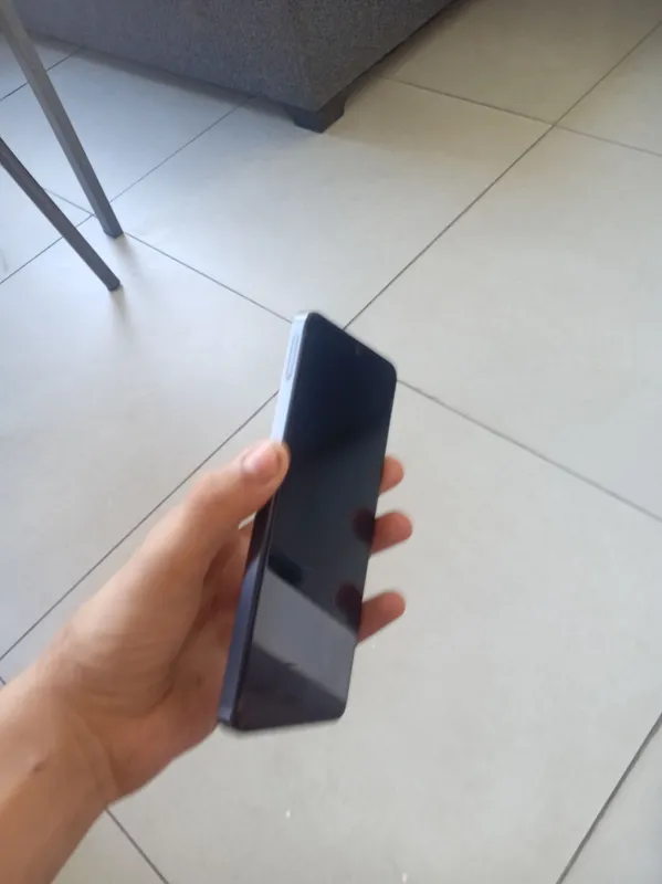 samsungA 07 xolati ideal 8/128 qora rangli 2mln500