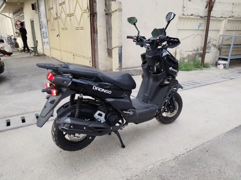 Skuter bor Tank 2025 yili 3 Skuter bor Tank 2025 yili 3