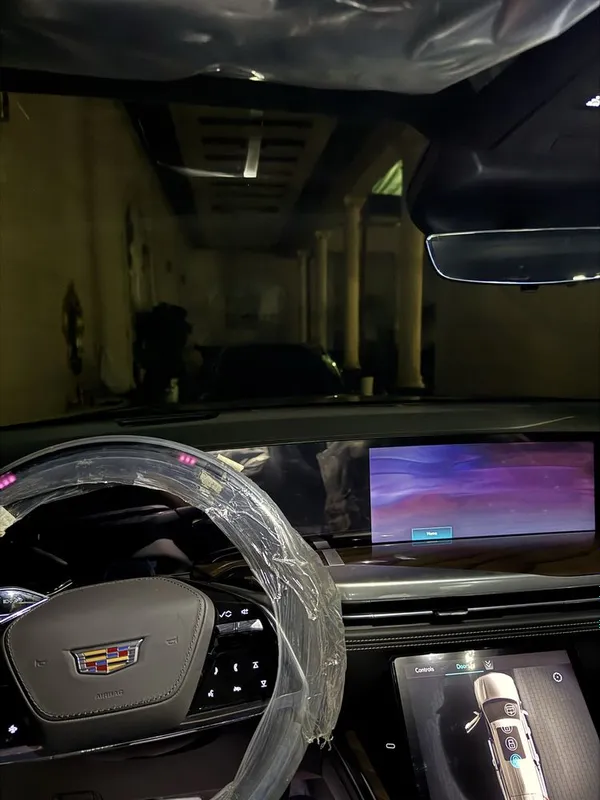 Cadillac Escalade 2025 Long VIP 3 Cadillac Escalade 2025 Long VIP 3