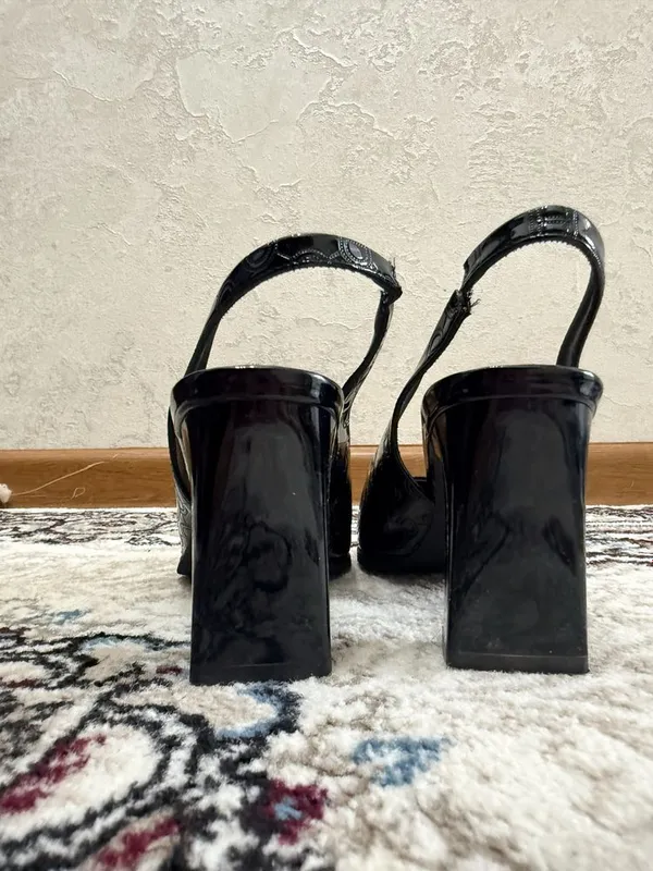 Продам черные туыли лодочки 4 Продам черные туыли лодочки 4