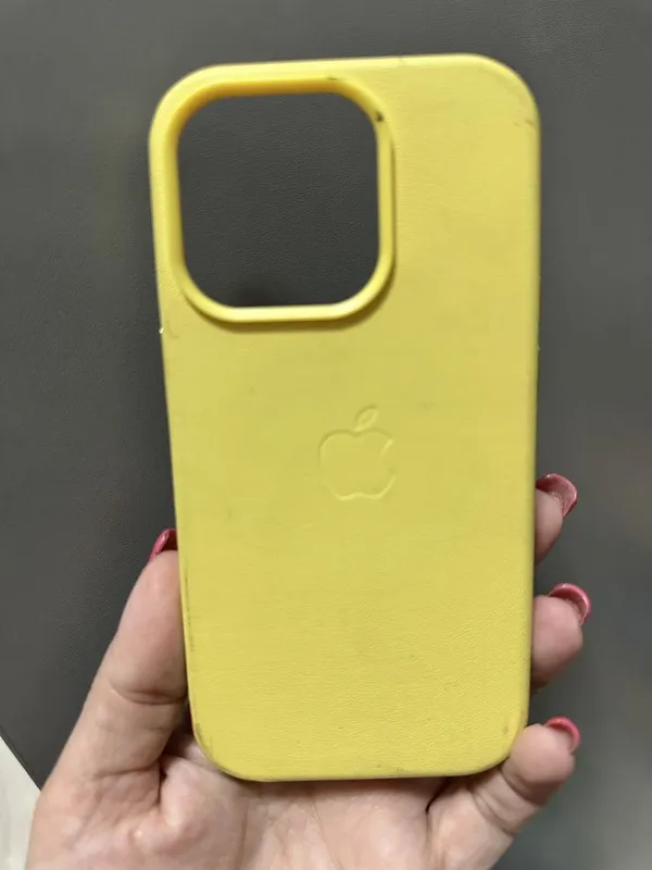 Чехлы на телефон Iphone 14 pro и Vivo Y19