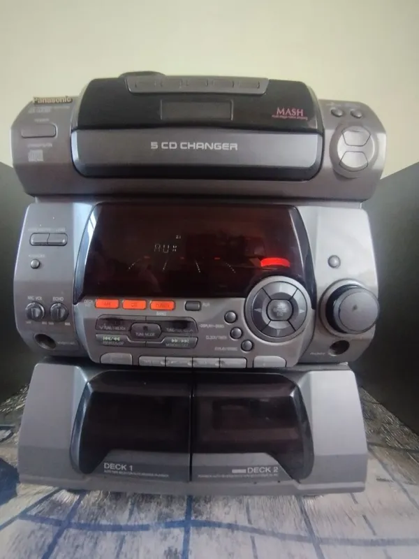 Muzikalniy sentr sotiladi Panasonic 3 Muzikalniy sentr sotiladi Panasonic 3
