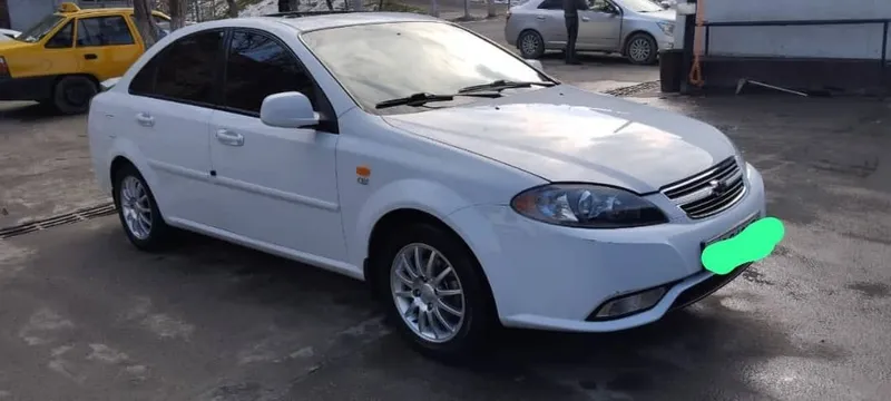Аренда lacetti Jentra 2020 — фото 1