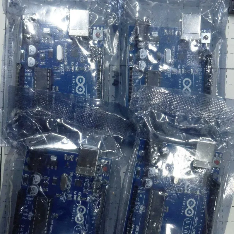 Arduino Uno italiya original 3 Arduino Uno italiya original 3