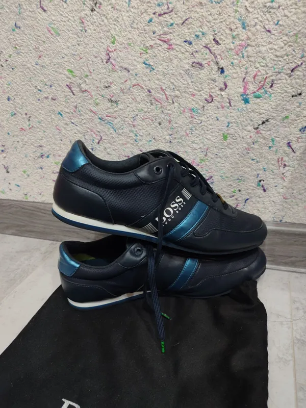 Кросовки Booss 100% кожа