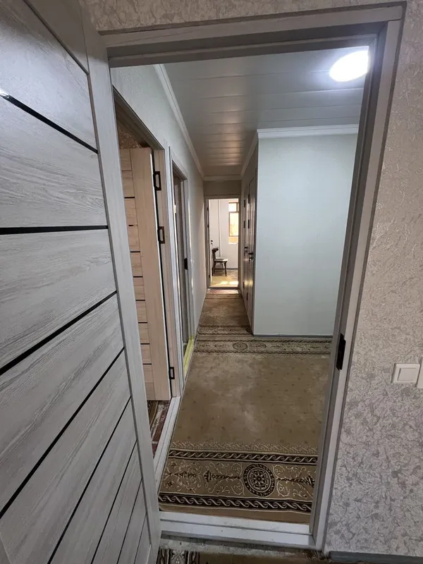 Продаётся 3 ком квартира 8 микро район — фото 3