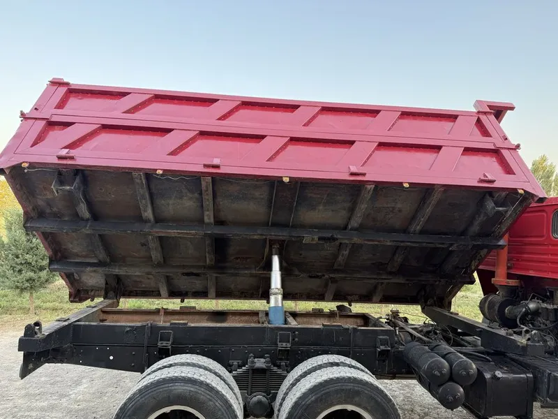 Kamaz. Kuzif selxoz sotiladi. 3 Kamaz. Kuzif selxoz sotiladi. 3