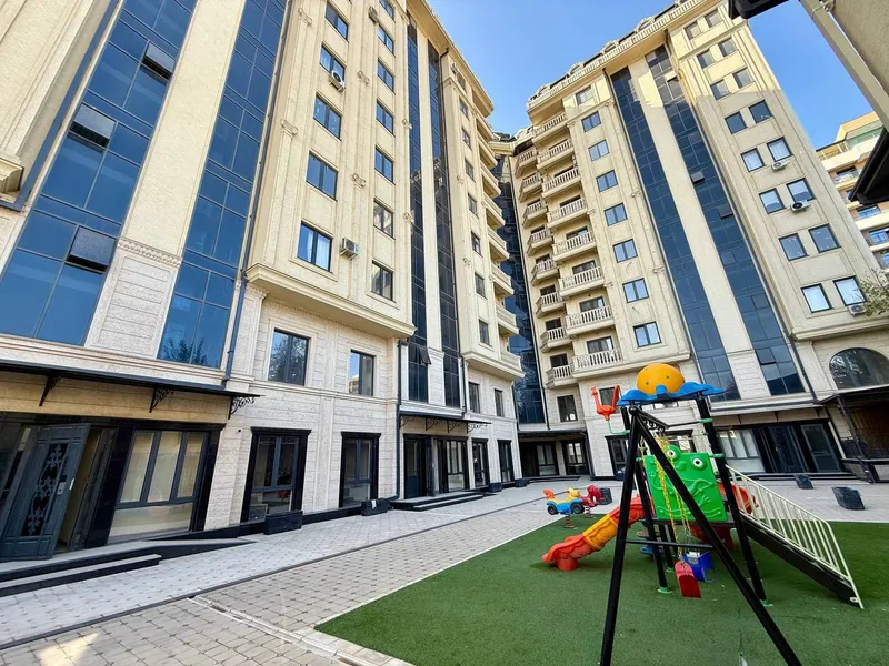 3-комнатная квартира в ЖК Kamron Palace (3/10), 90 м² 10