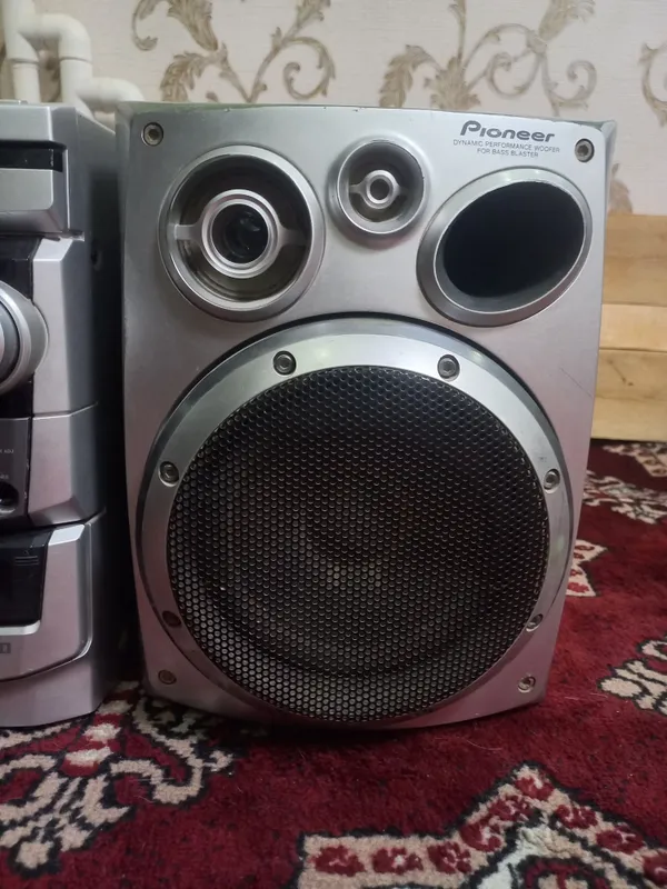 Muzikalniy sentr Pioneer 2 Muzikalniy sentr Pioneer 2