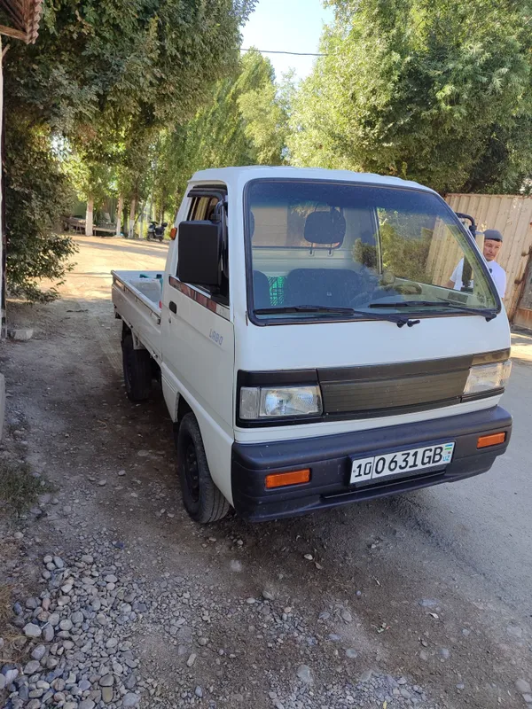 Labo sotiladi holati yaxshi 2 Labo sotiladi holati yaxshi 2