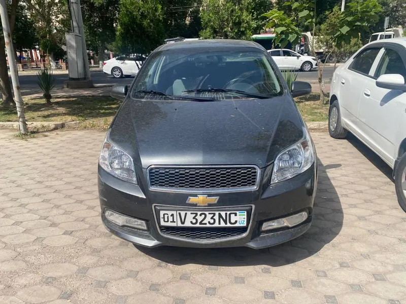 Nexia 3 sotiladi mokriy