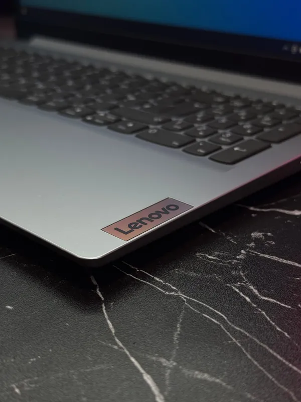 Офисный ноутбук Lenovo Ideapad 1 3 Офисный ноутбук Lenovo Ideapad 1 3