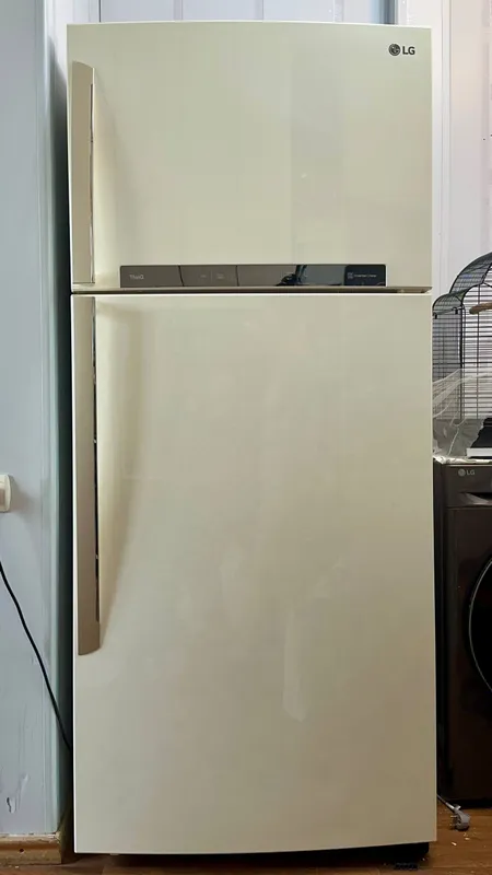 LG 720 modeldagi muzlatkichni shoshilinch sotaman 1