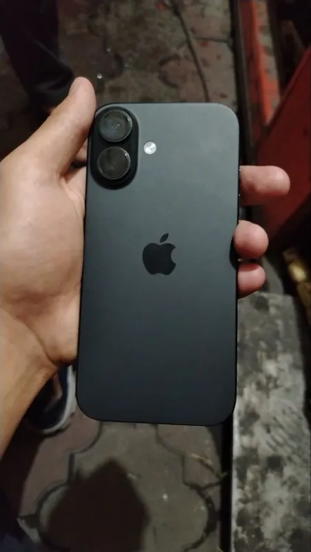 Iohone 16 sim+esim 3