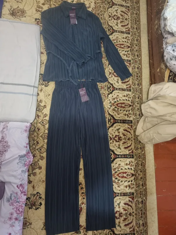 ayollar kiyimlari