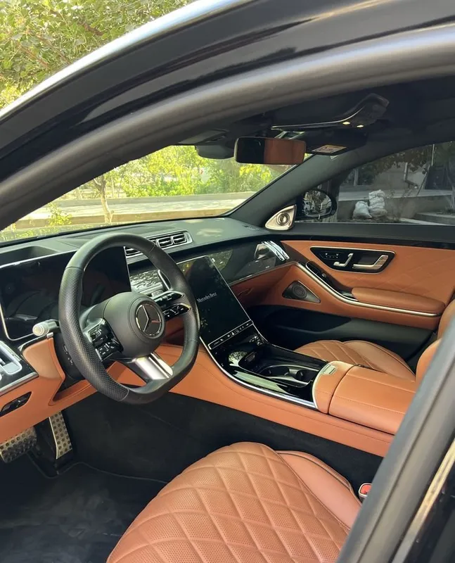 Mercedes-Benz S 500 4MATIC 4 Mercedes-Benz S 500 4MATIC 4