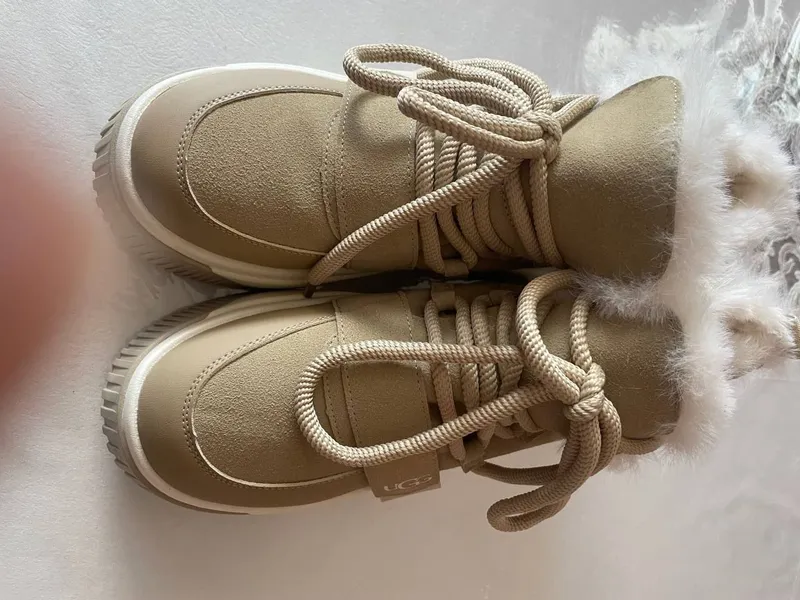UGG брендовый ботинка новый — фото 3 UGG брендовый ботинка новый — фото 3