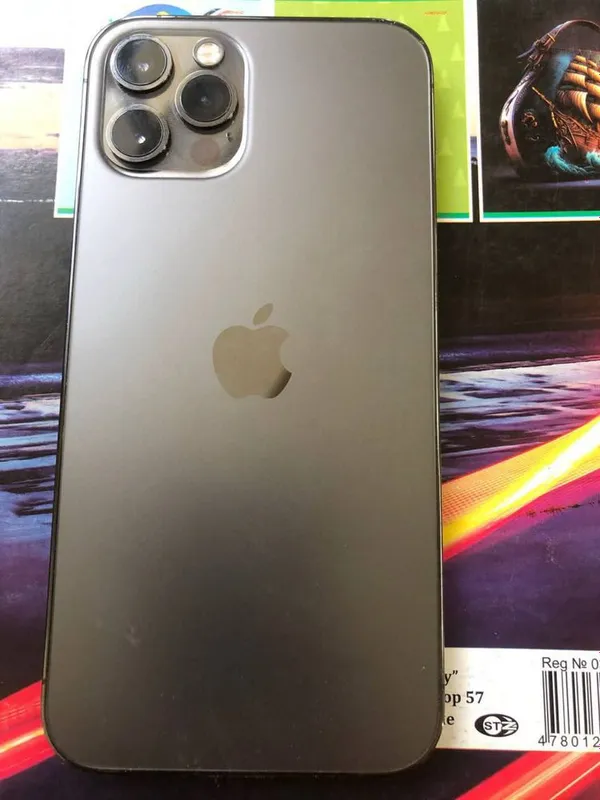 Iphone 12 pro aybi yoq 75/256 kar dak bor 3 Iphone 12 pro aybi yoq 75/256 kar dak bor 3