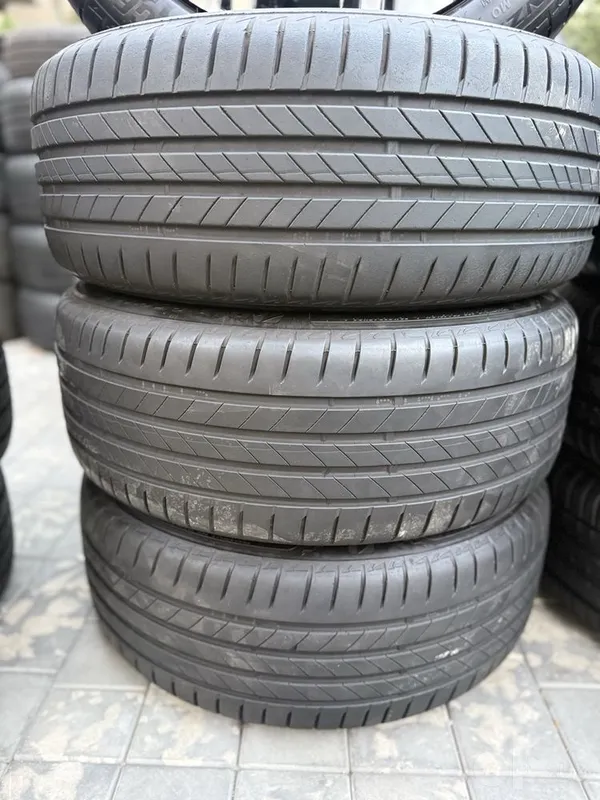 Mercedes benz eqe 500 krasover R20 arginal diska baloni 2 Mercedes benz eqe 500 krasover R20 arginal diska baloni 2